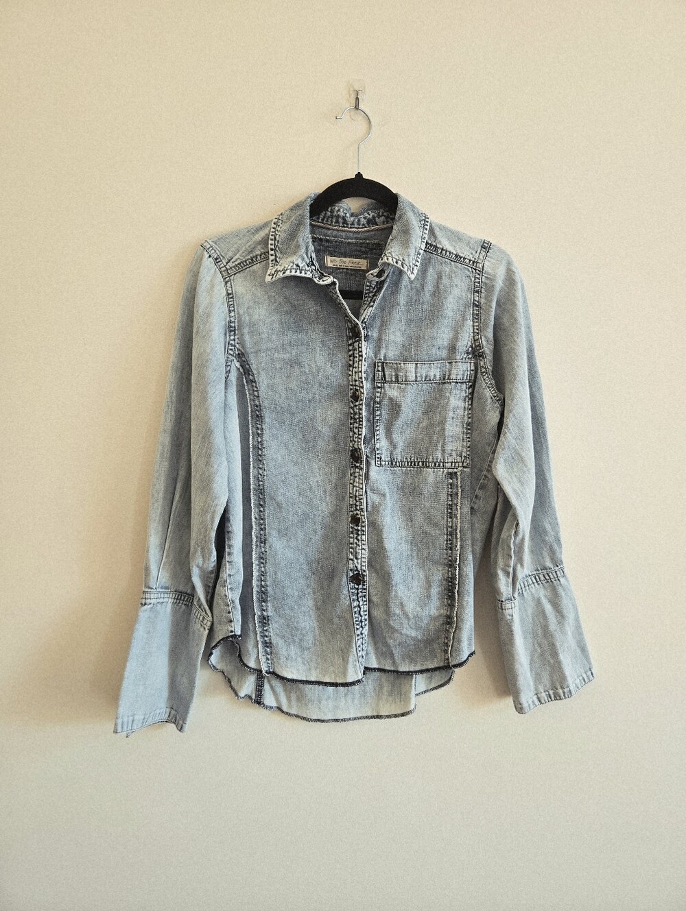 WE THE FREE I S Mackenzie Denim Shirt I light blue acid wash - Picture 3 of 11